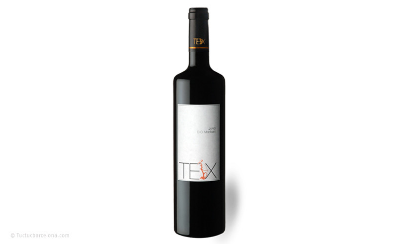 Diseño etiqueta de vino tinto por estudio de diseño gráfico tuctucbarcelona